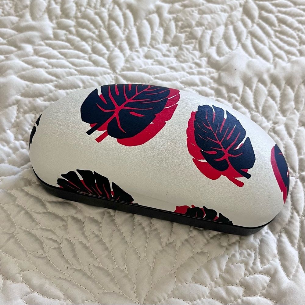 *SALE* Lucky Brand Glasses Case - Picture 7 of 8